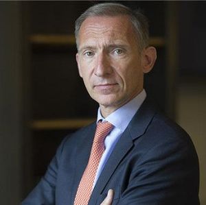[Webinar] Political Challenges in France, Historian and Economist